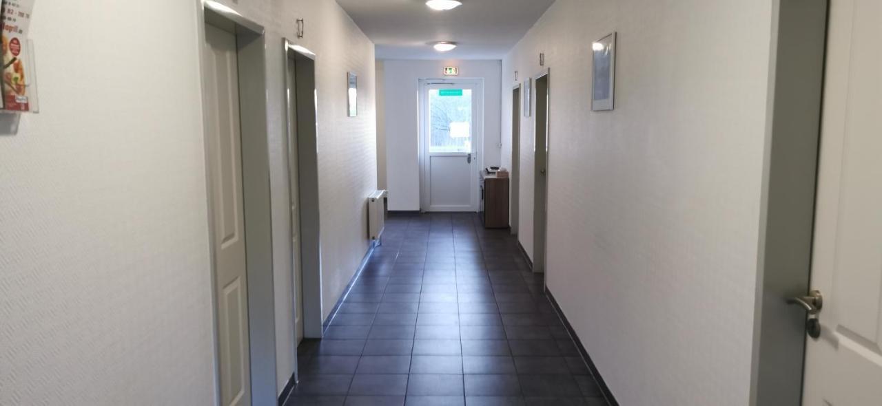 Motel Am Outletcenter Neumünster Eksteriør billede