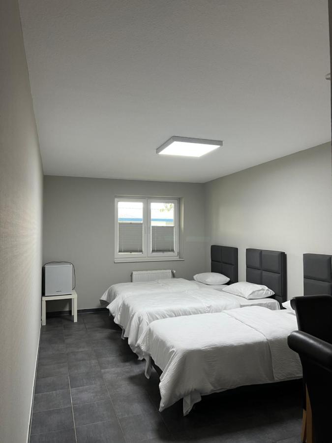Motel Am Outletcenter Neumünster Eksteriør billede